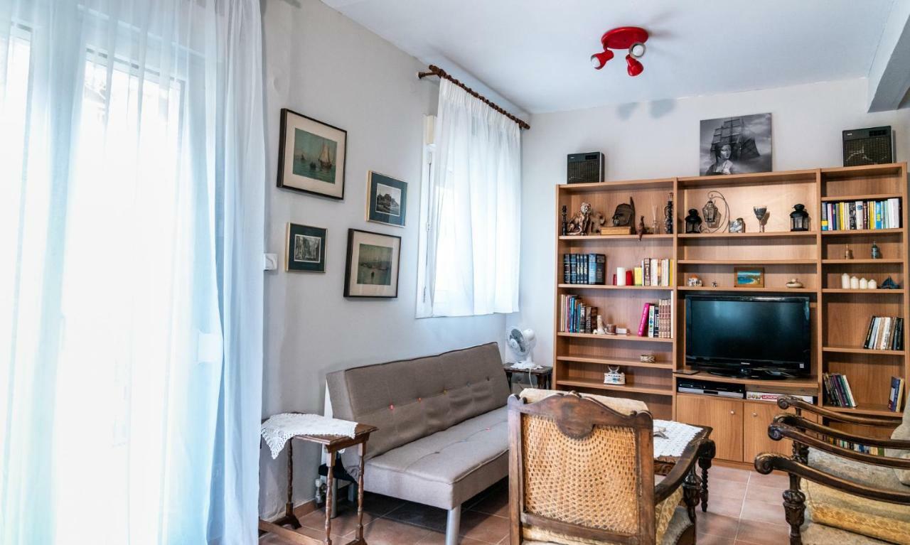 Next To The Sea - Apartment Agía Triás Exterior foto